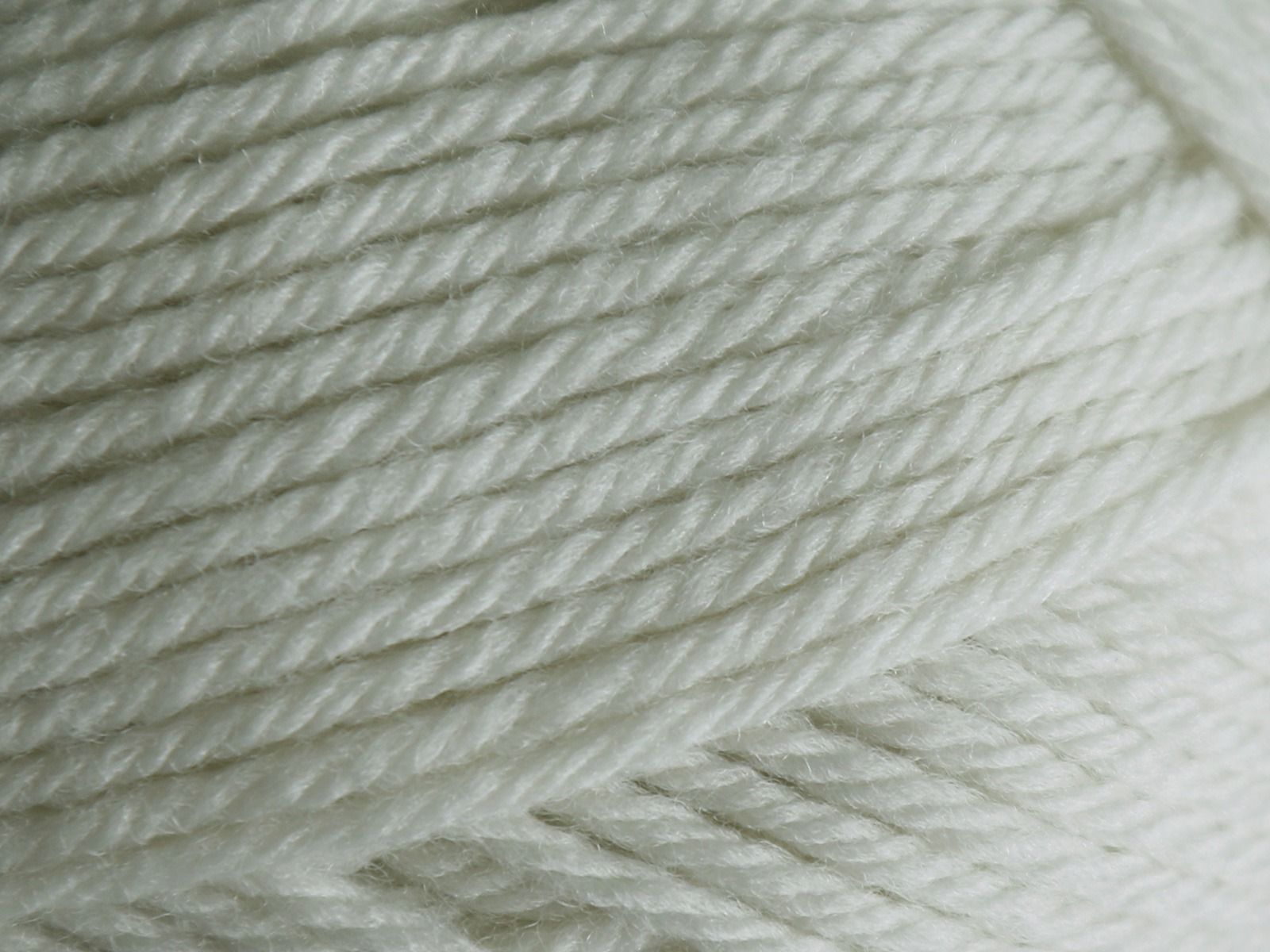 Peruvian - 387 (Pistachio Mist)