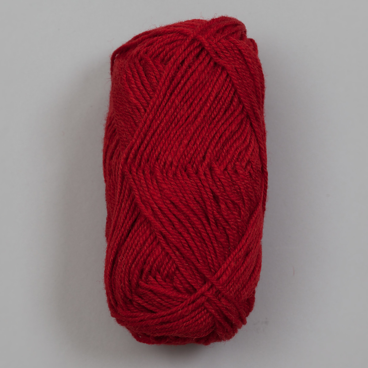 3-tråds strikkegarn - Mørk rød (144)