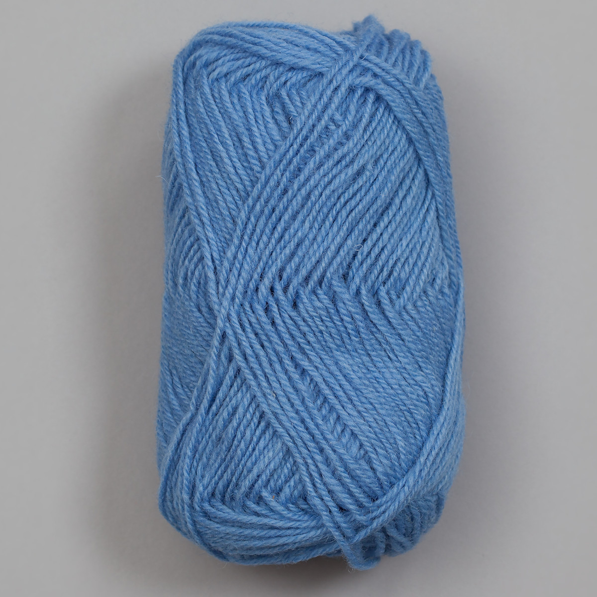 3-tråds strikkegarn - Himmelblå (155)