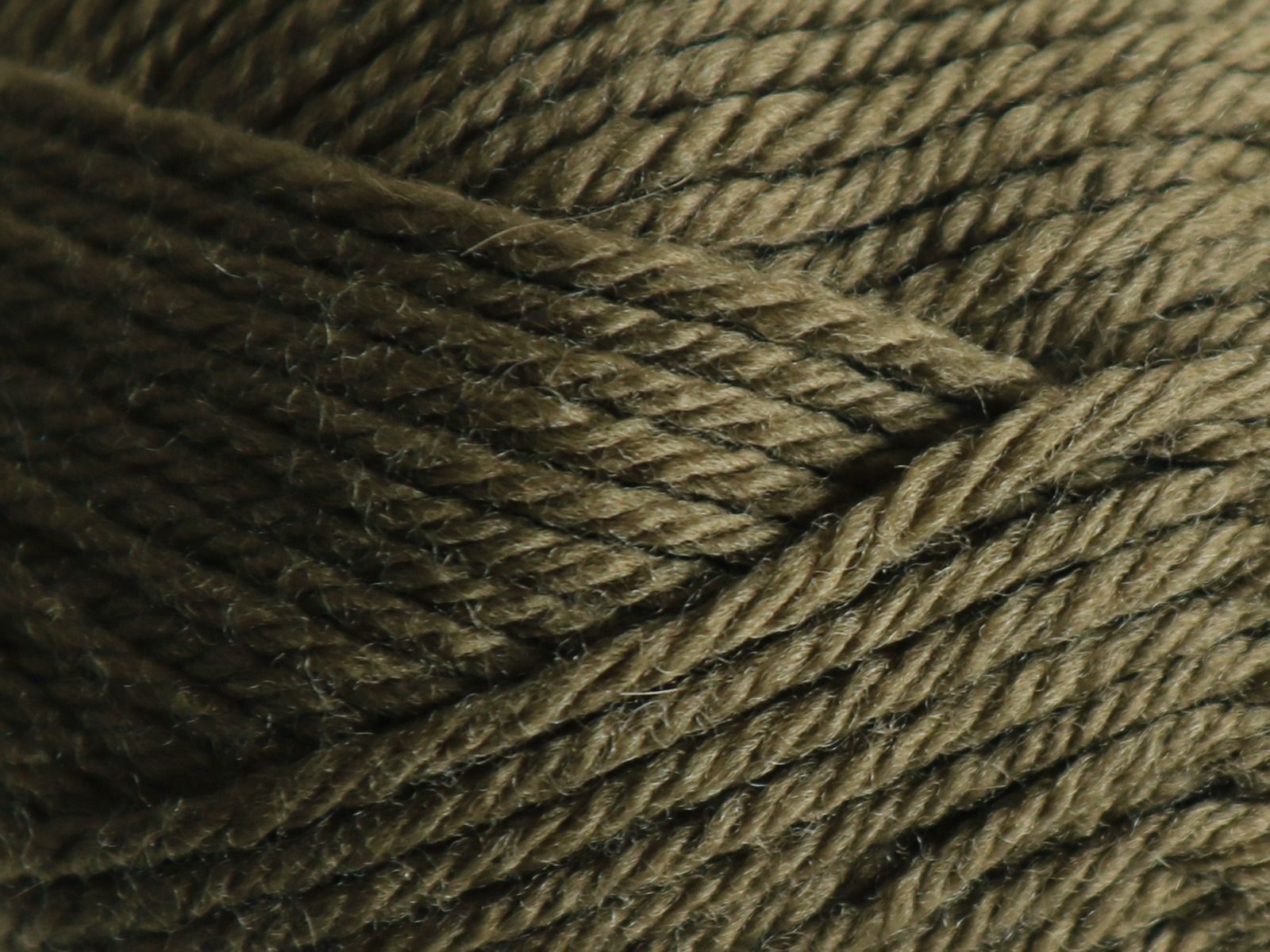 Peruvian - 386 (Olive Noir)