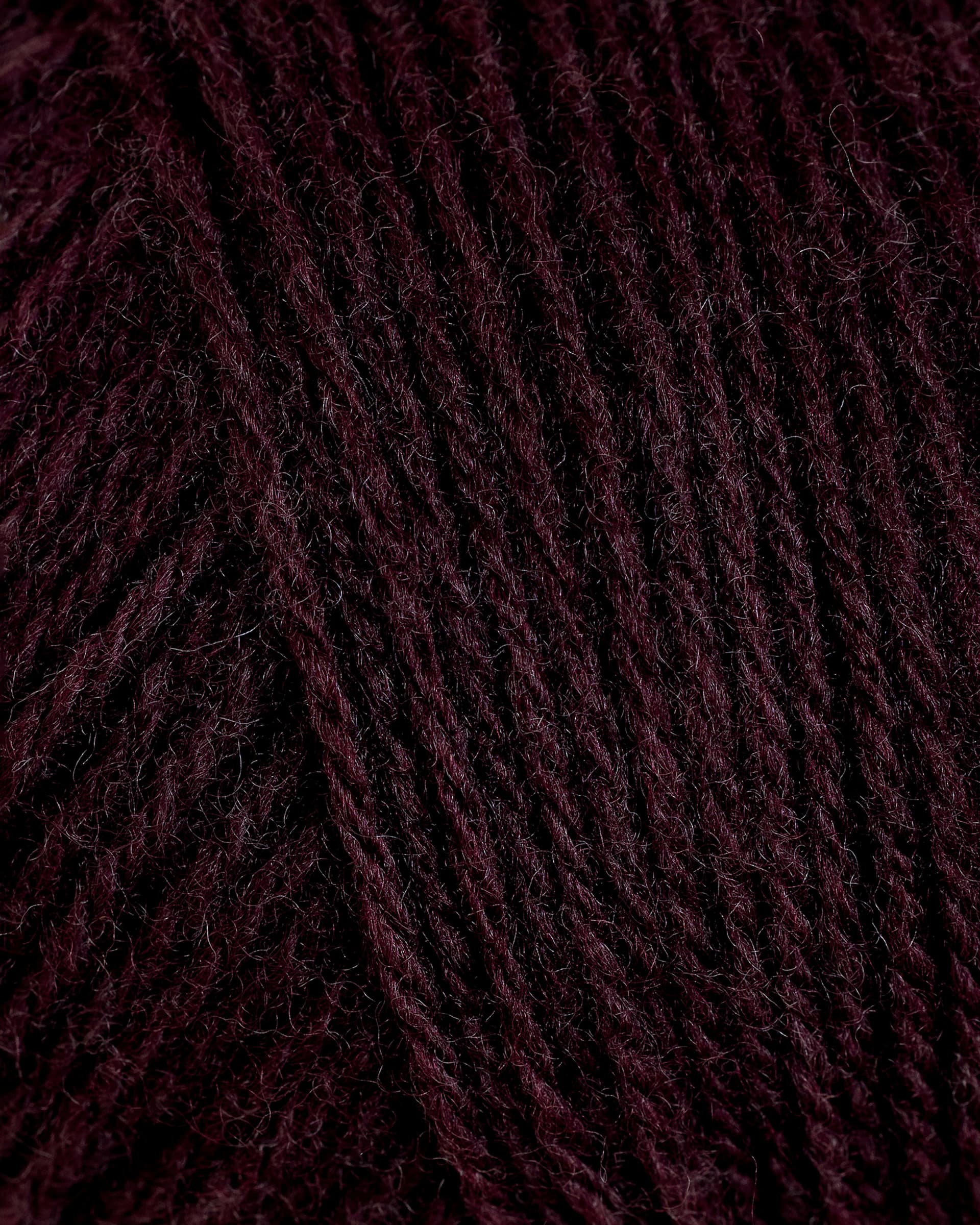 Lun Merino - 42 (Mørk burgunder)